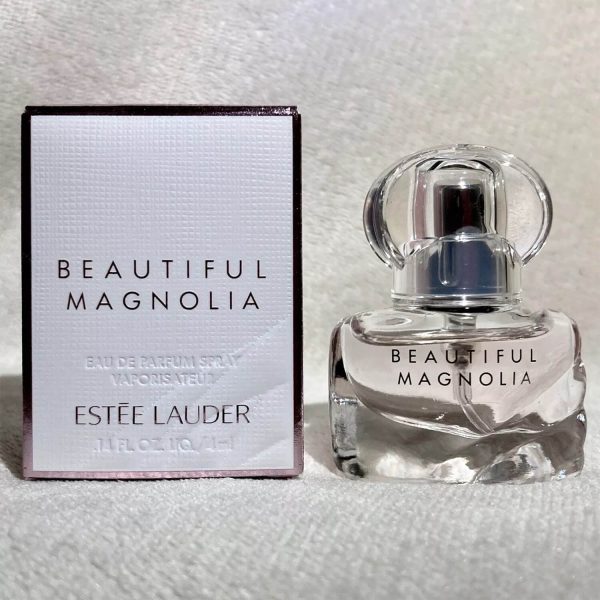 Estee Lauder Beautiful Magnolia Eau de Parfum Hot on Sale